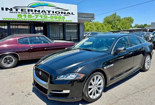 2016 Jaguar XJ R-Sport