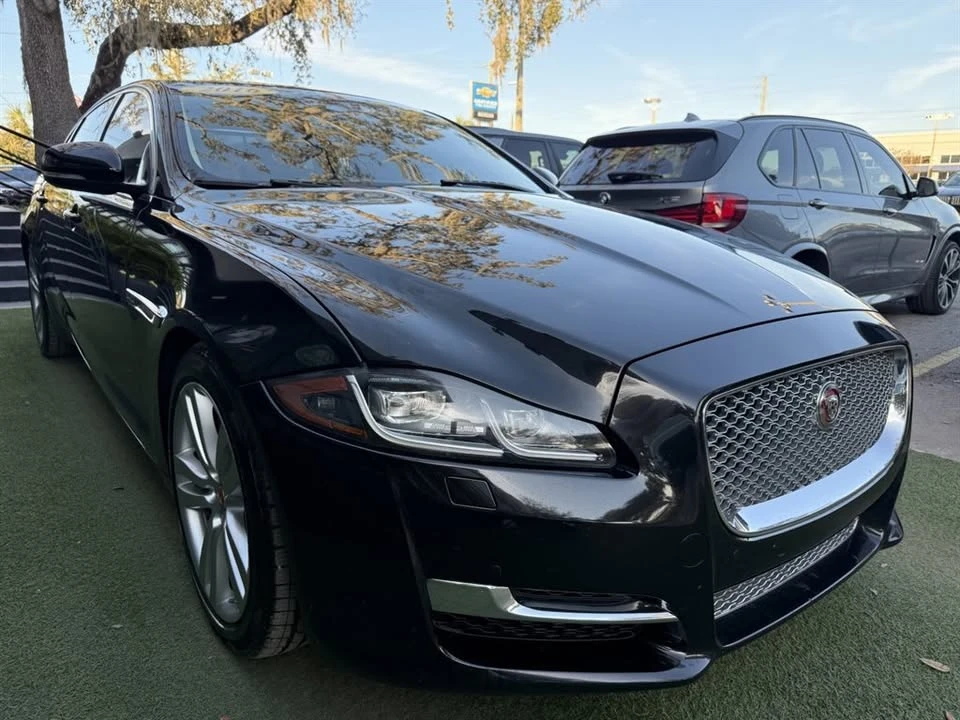 2016 Jaguar X351 XJ - Image 3 of 20