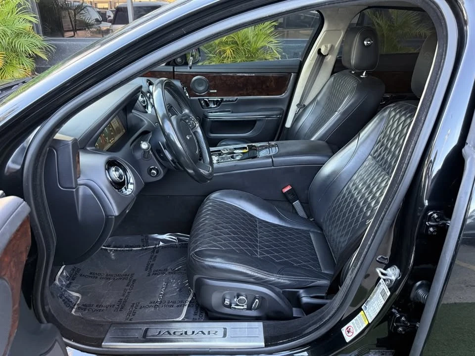 2016 Jaguar X351 XJ - Image 9 of 20