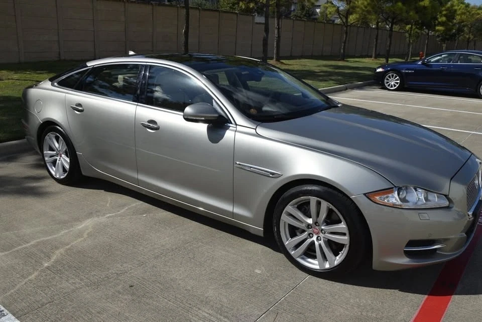 2016 Jaguar X351 XJ - Image 4 of 20