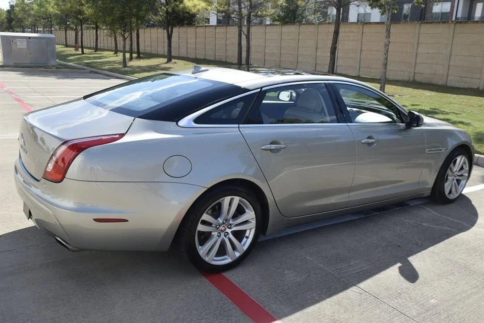 2016 Jaguar X351 XJ - Image 14 of 20