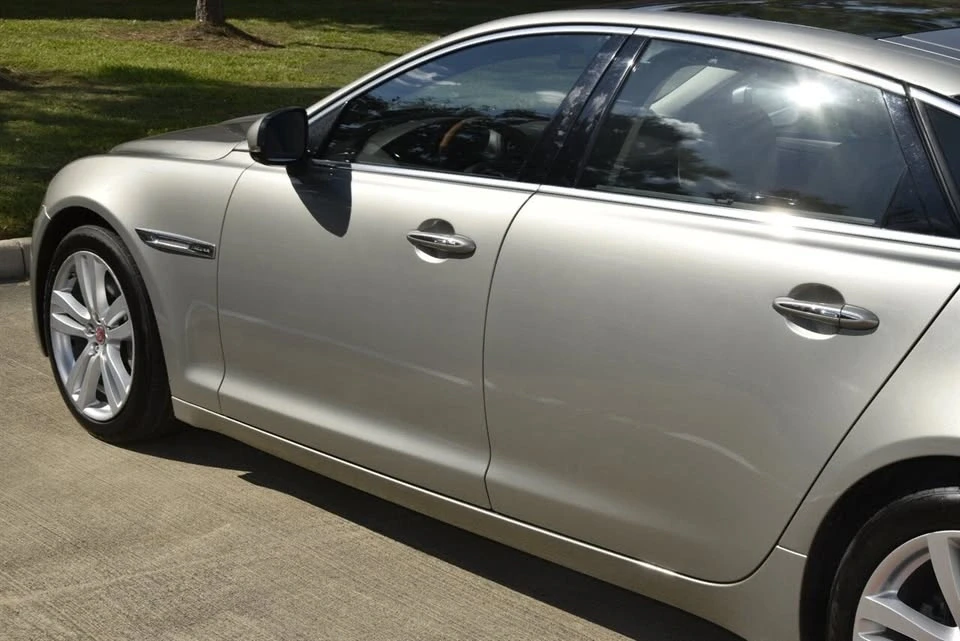 2016 Jaguar X351 XJ - Image 17 of 20