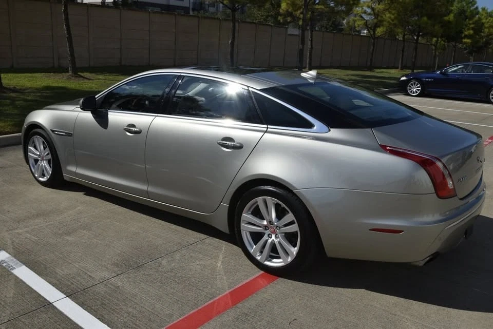 2016 Jaguar X351 XJ - Image 13 of 20