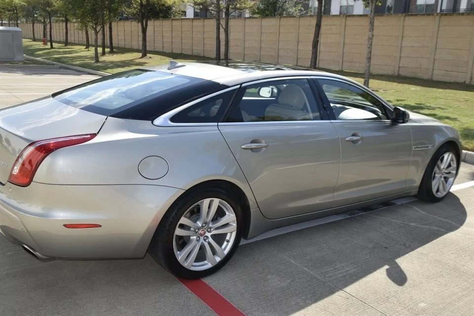 2016 Jaguar X351 XJ - Image 16 of 20