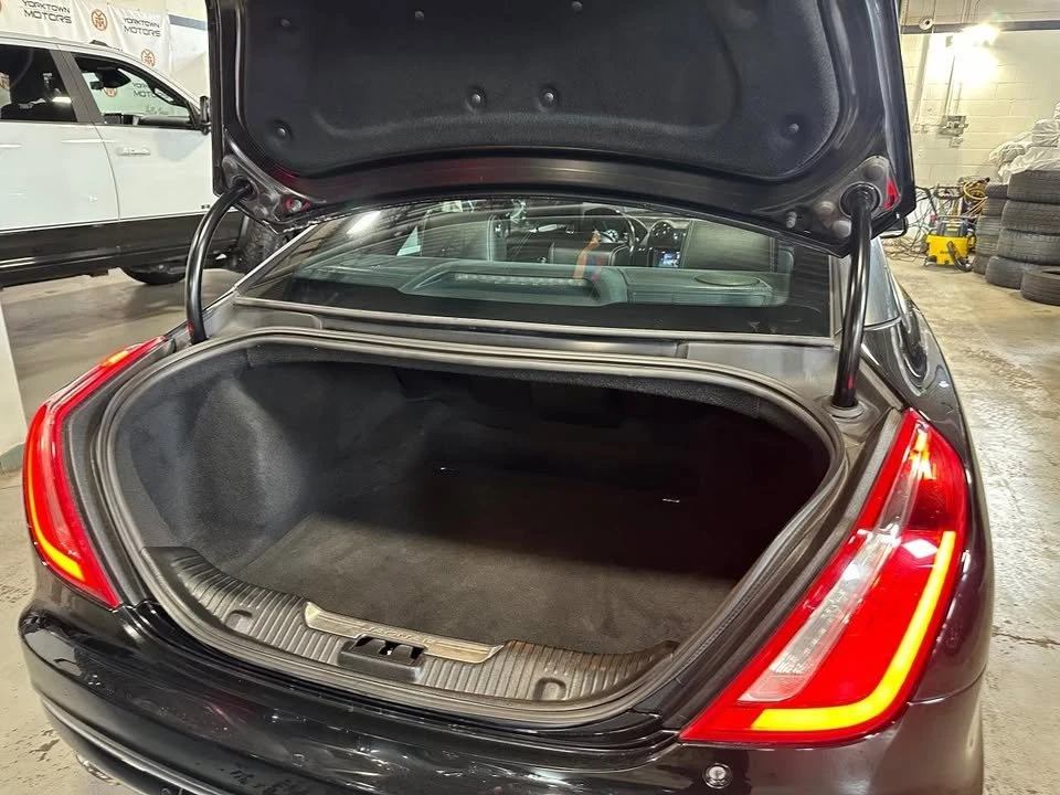 2016 Jaguar X351 XJ - Image 7 of 20