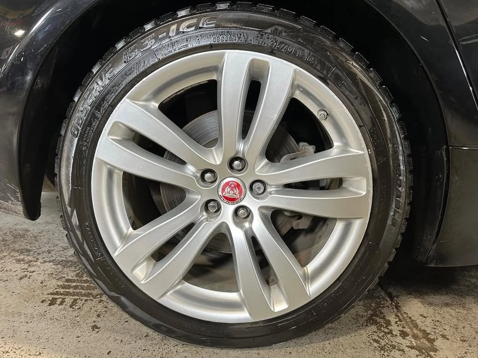 2016 Jaguar X351 XJ - Image 9 of 20