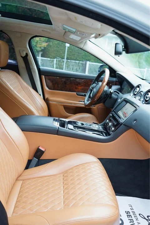 2016 Jaguar X351 XJ - Image 5 of 9