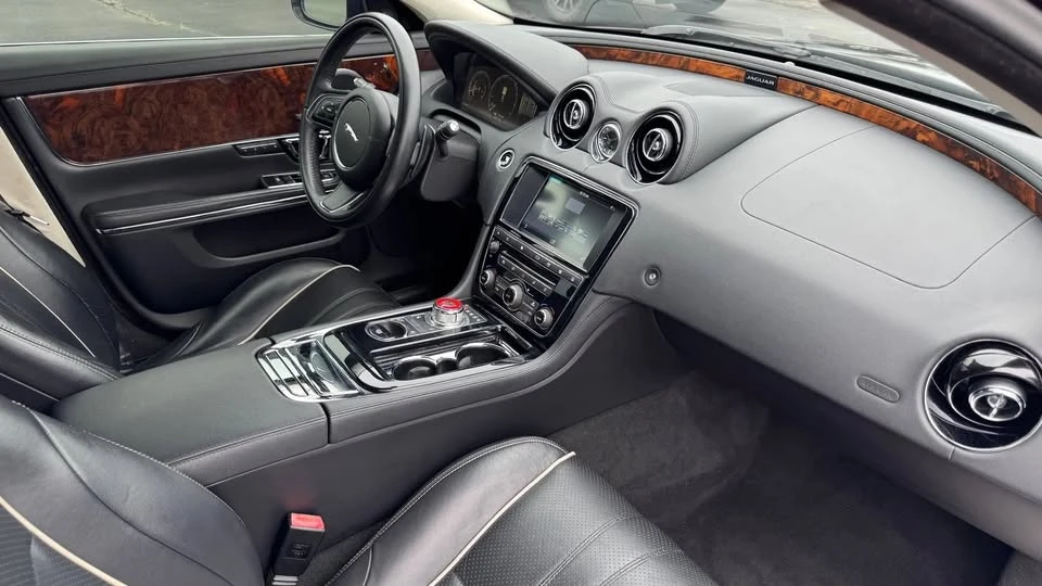 2016 Jaguar X351 XJR - Image 17 of 20