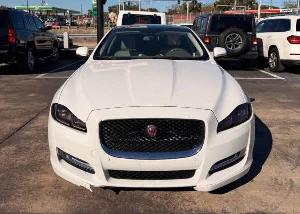 2016 Jaguar X351 XJ - Image 2 of 13