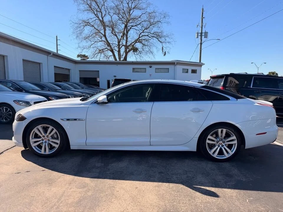 2016 Jaguar X351 XJ - Image 9 of 20