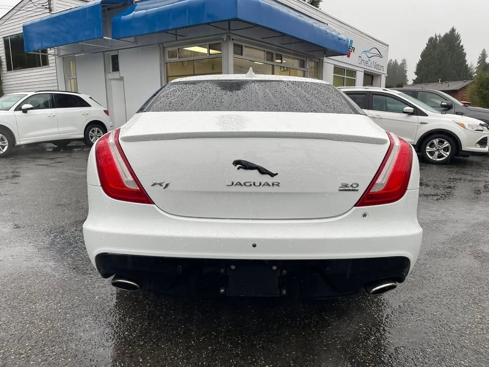 2016 Jaguar X351 XJ - Image 6 of 15