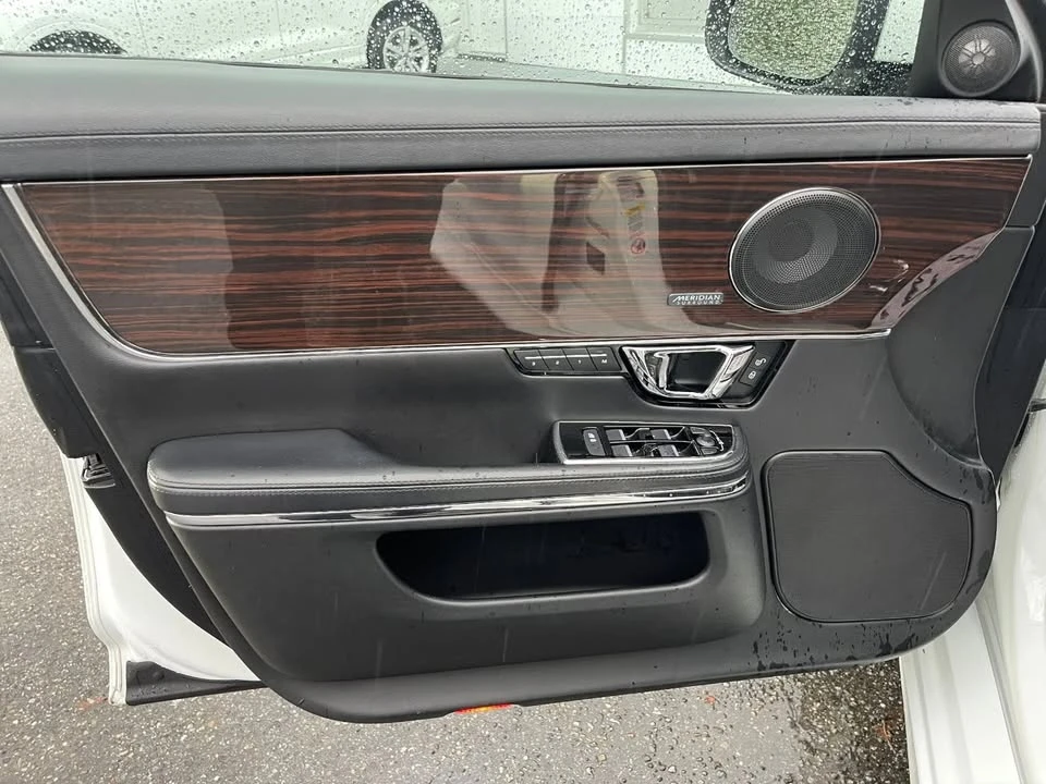 2016 Jaguar X351 XJ - Image 12 of 15