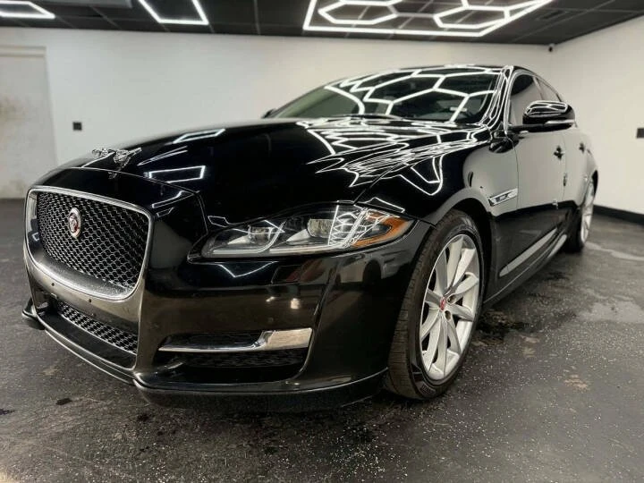 2016 Jaguar X351 XJ - Image 11 of 14