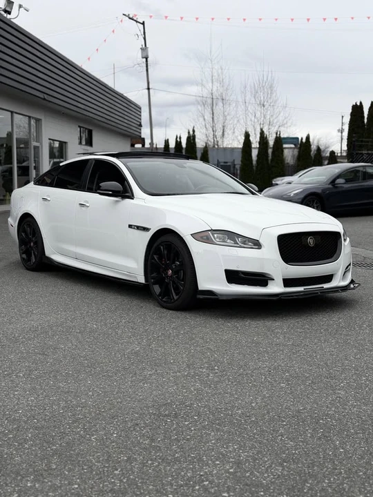 2016 Jaguar X351 XJ - Image 12 of 18