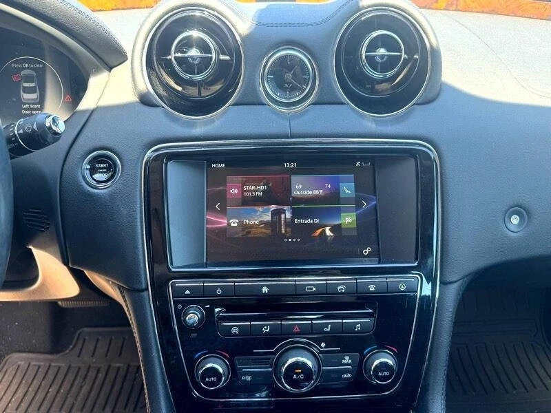2016 Jaguar X351 XJ - Image 12 of 17