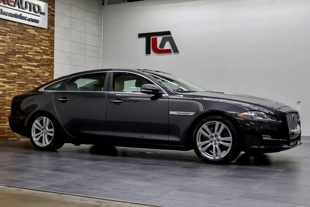 2016 Jaguar X351 XJ - Image 4 of 19