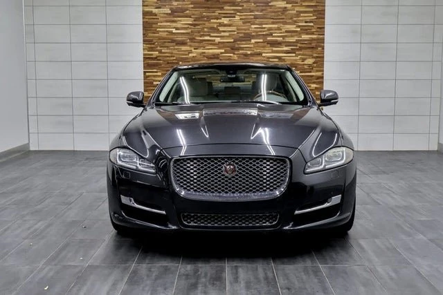 2016 Jaguar X351 XJ - Image 2 of 19