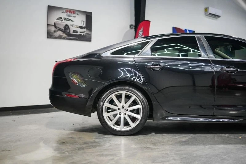2016 Jaguar X351 XJ - Image 18 of 19