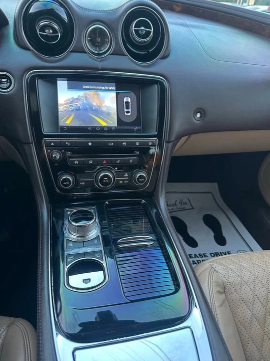 2016 Jaguar X351 XJ - Image 3 of 19