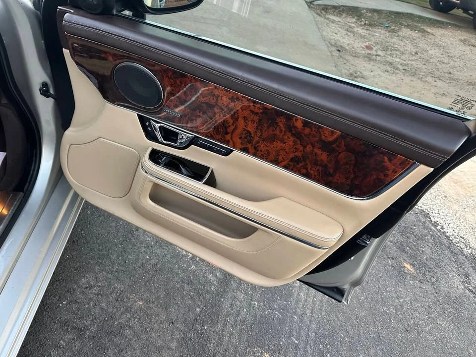 2016 Jaguar X351 XJ - Image 7 of 19