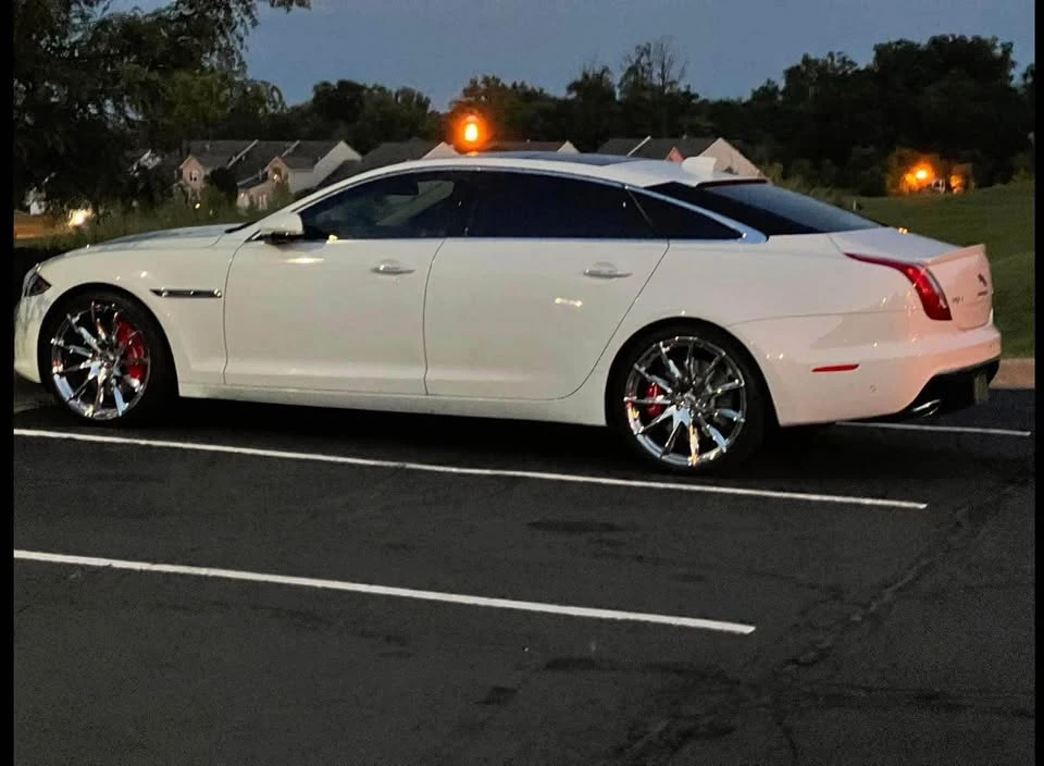 2016 Jaguar X351 XJ - Image 2 of 20