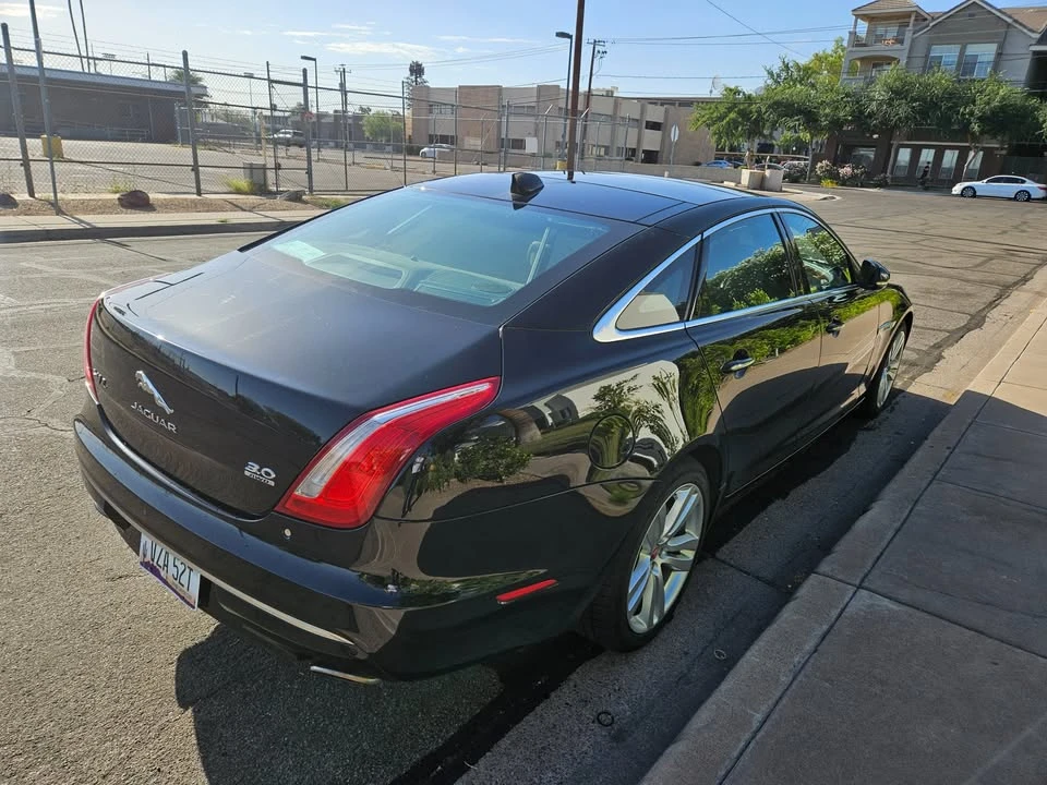2016 Jaguar X351 XJ - Image 6 of 16