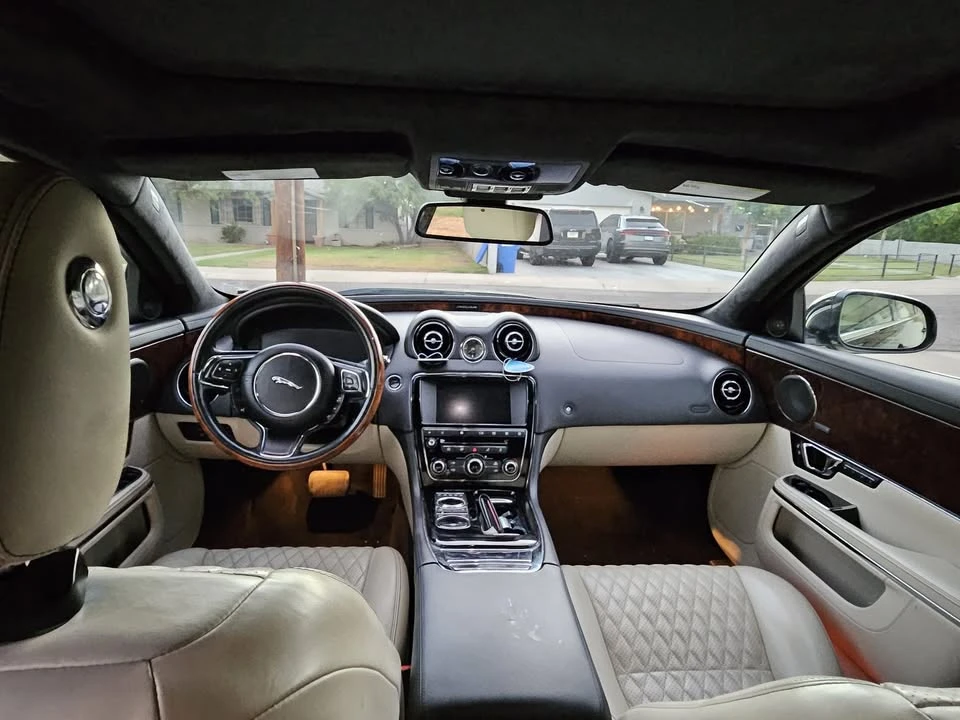 2016 Jaguar X351 XJ - Image 8 of 16