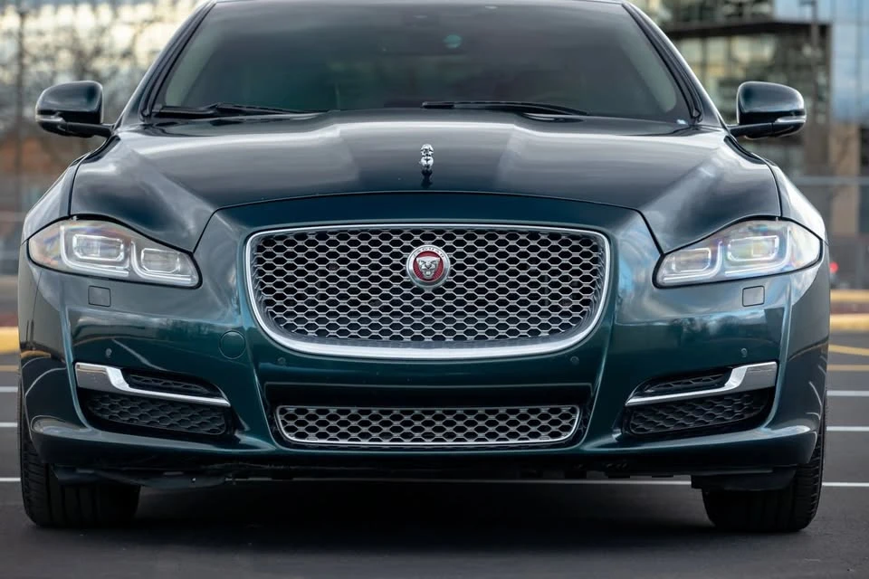 2016 Jaguar X351 XJ - Image 10 of 20