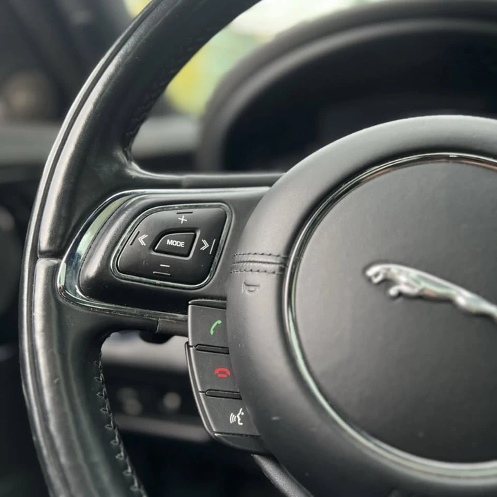 2016 Jaguar X351 XJ - Image 12 of 12