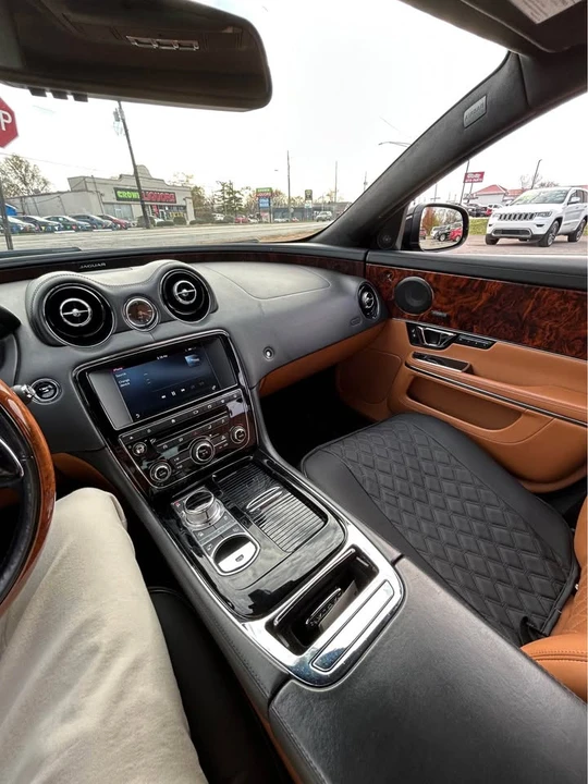 2016 Jaguar X351 XJ - Image 17 of 19