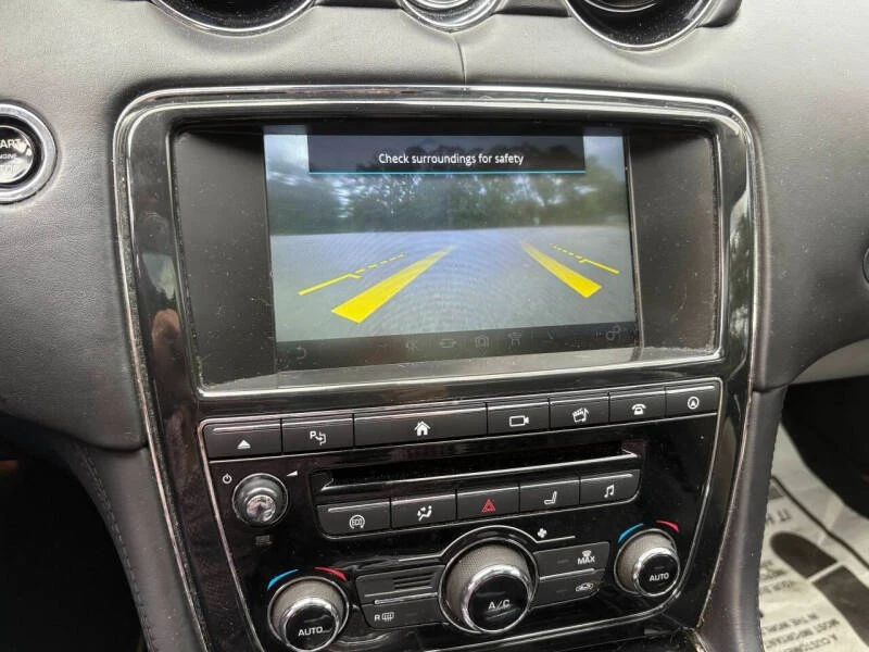 2016 Jaguar X351 XJ - Image 14 of 15