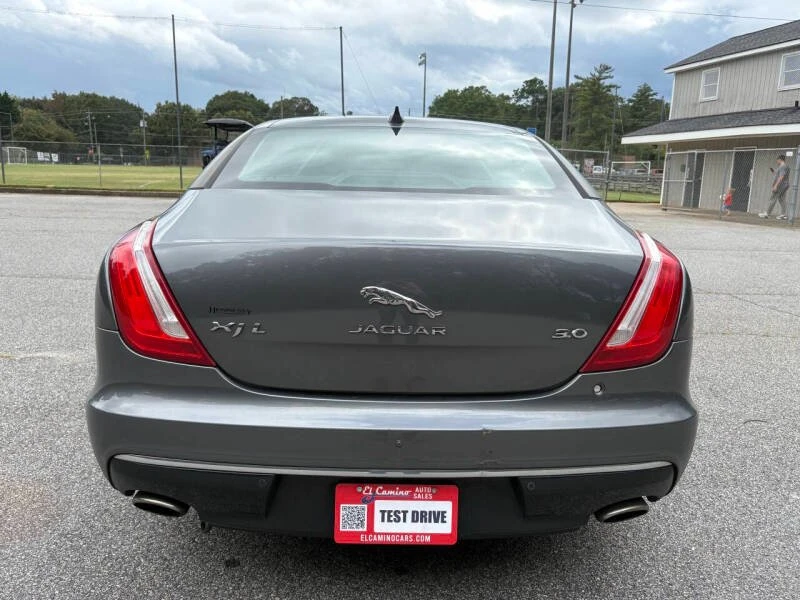 2016 Jaguar X351 XJ - Image 8 of 15