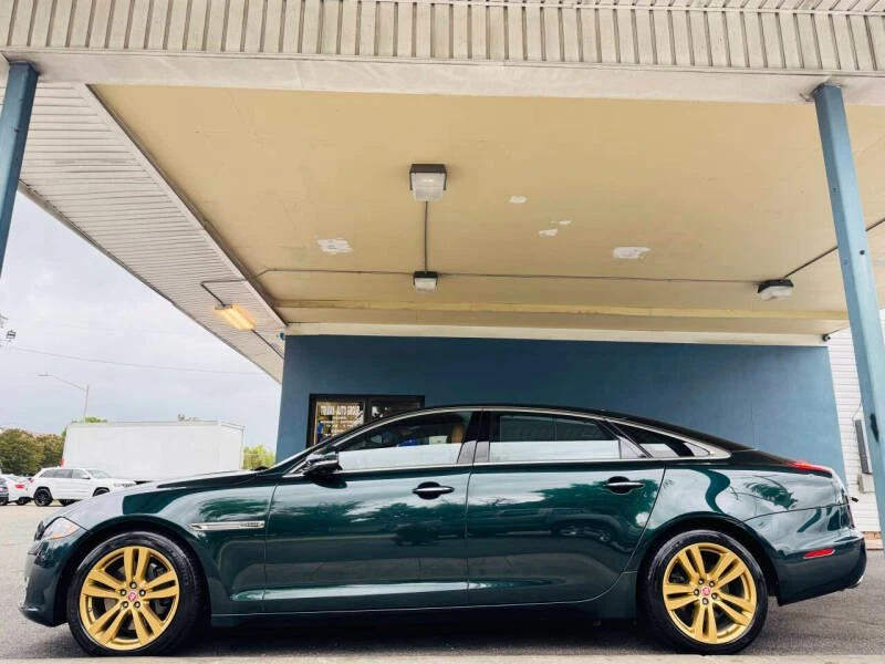 2016 Jaguar X351 XJ - Image 11 of 20