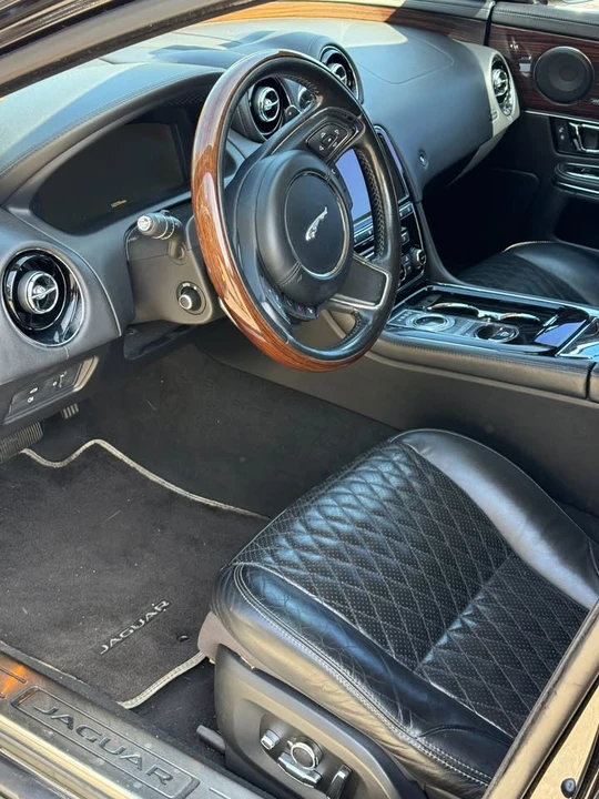 2016 Jaguar X351 XJ - Image 7 of 9