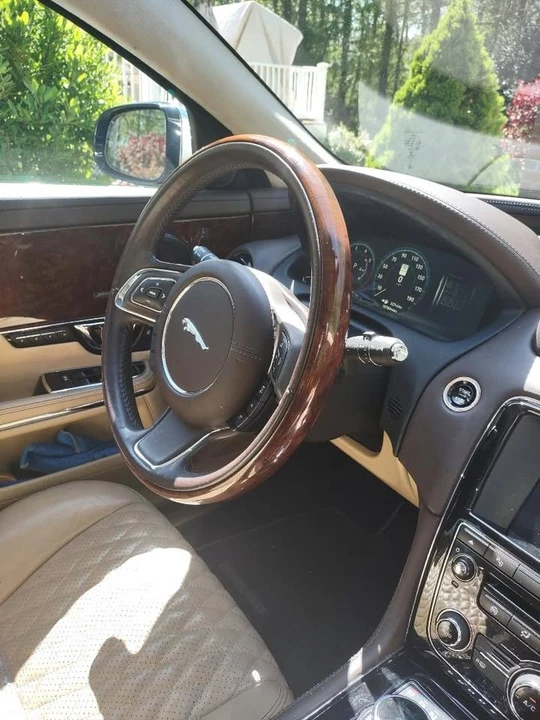 2016 Jaguar X351 XJ - Image 8 of 12