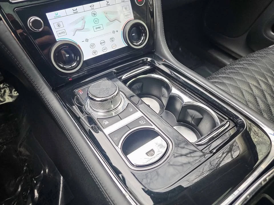 2016 Jaguar X351 XJ - Image 6 of 17