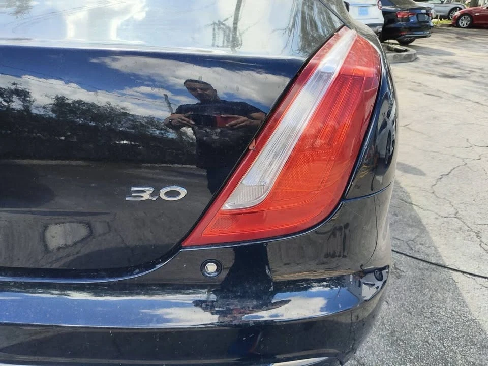 2016 Jaguar X351 XJ - Image 16 of 20
