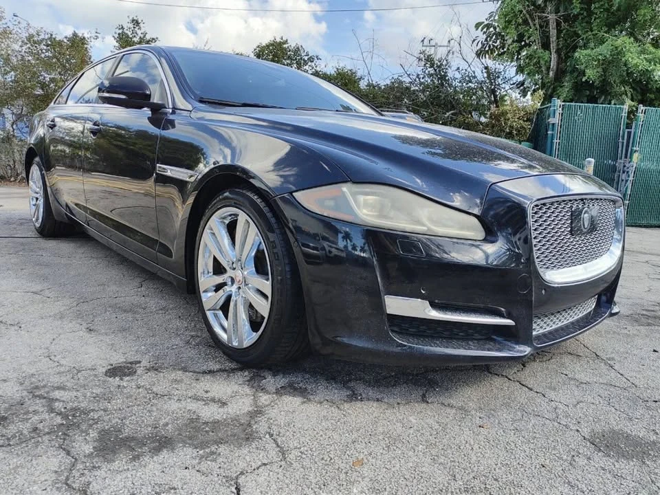 2016 Jaguar X351 XJ - Image 9 of 20