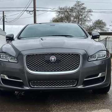2016 Jaguar XJL Portfolio