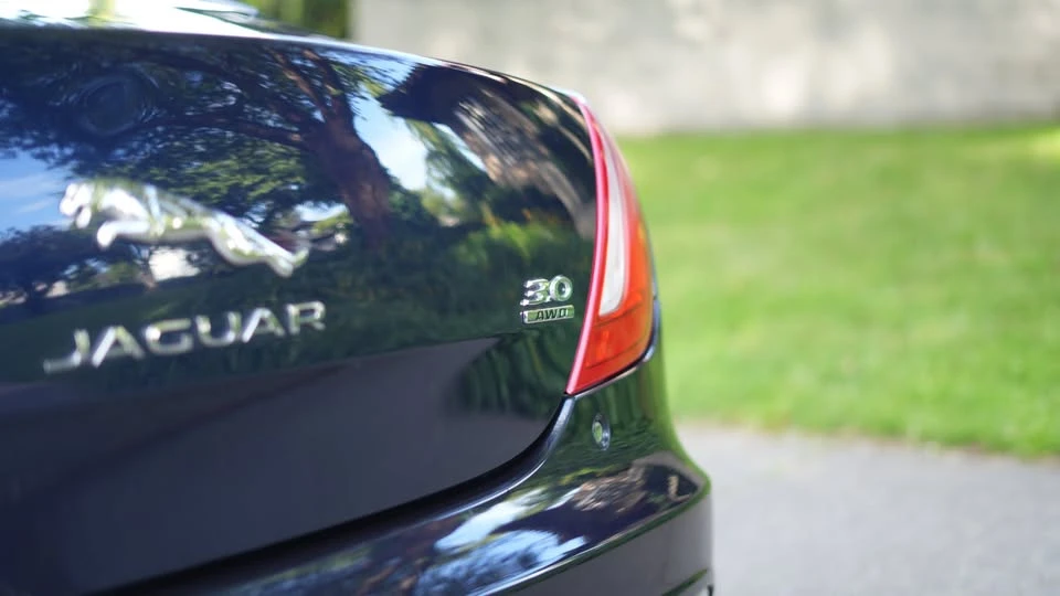 2016 Jaguar X351 XJ - Image 6 of 12