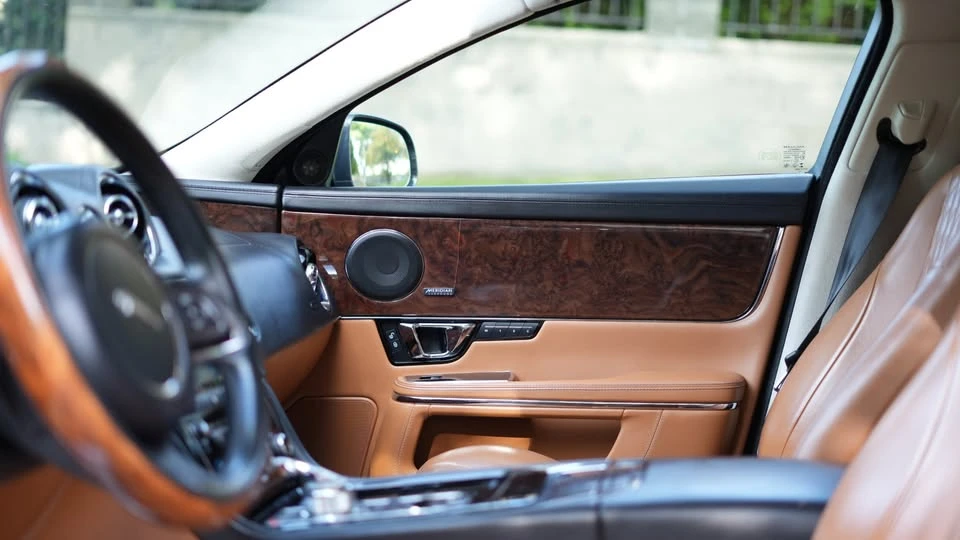 2016 Jaguar X351 XJ - Image 12 of 12