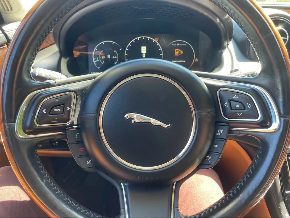 2016 Jaguar X351 XJ - Image 8 of 14