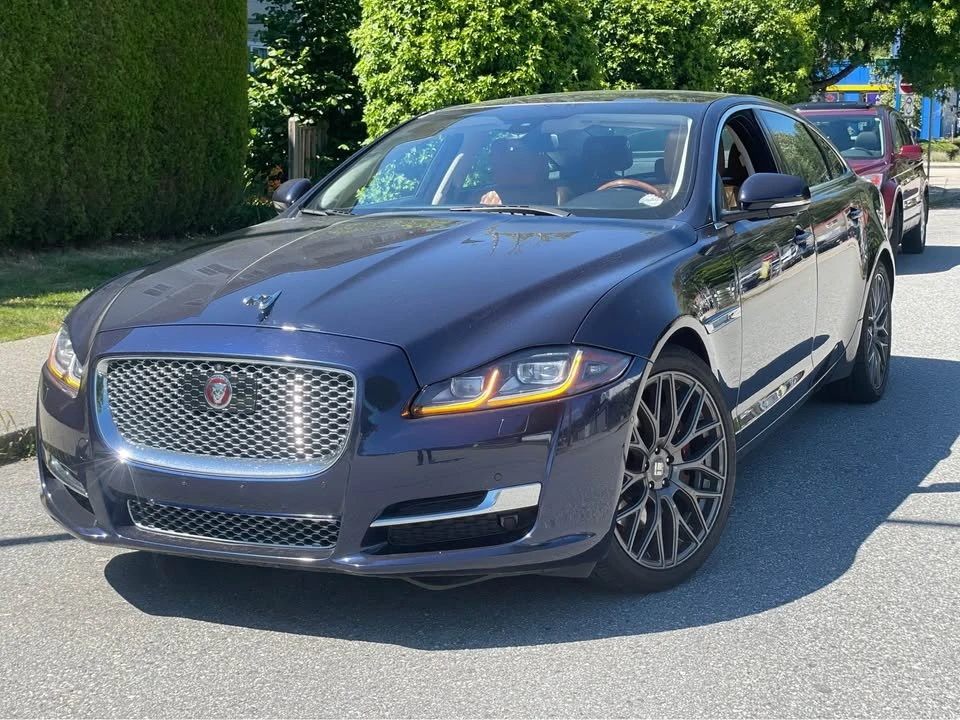 2016 Jaguar X351 XJ - Image 10 of 17