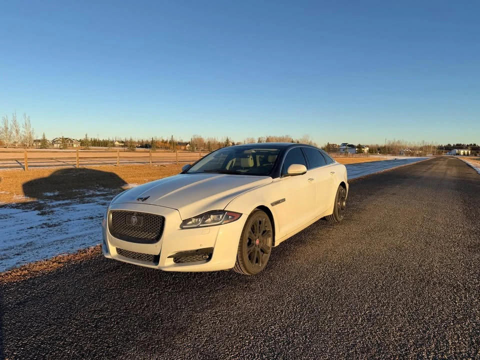 2016 Jaguar X351 XJ - Image 3 of 5