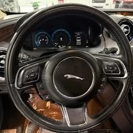 2016 Jaguar X351 XJ - Image 10 of 20