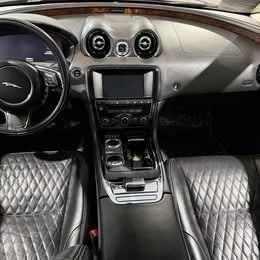 2016 Jaguar X351 XJ - Image 9 of 20