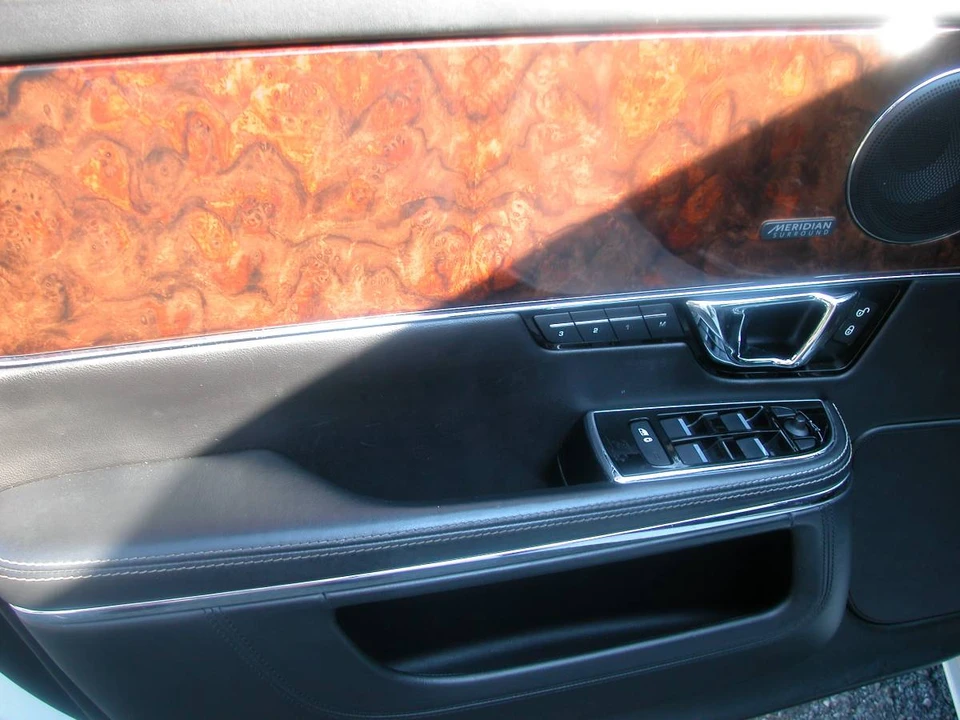 2016 Jaguar X351 XJ - Image 8 of 20