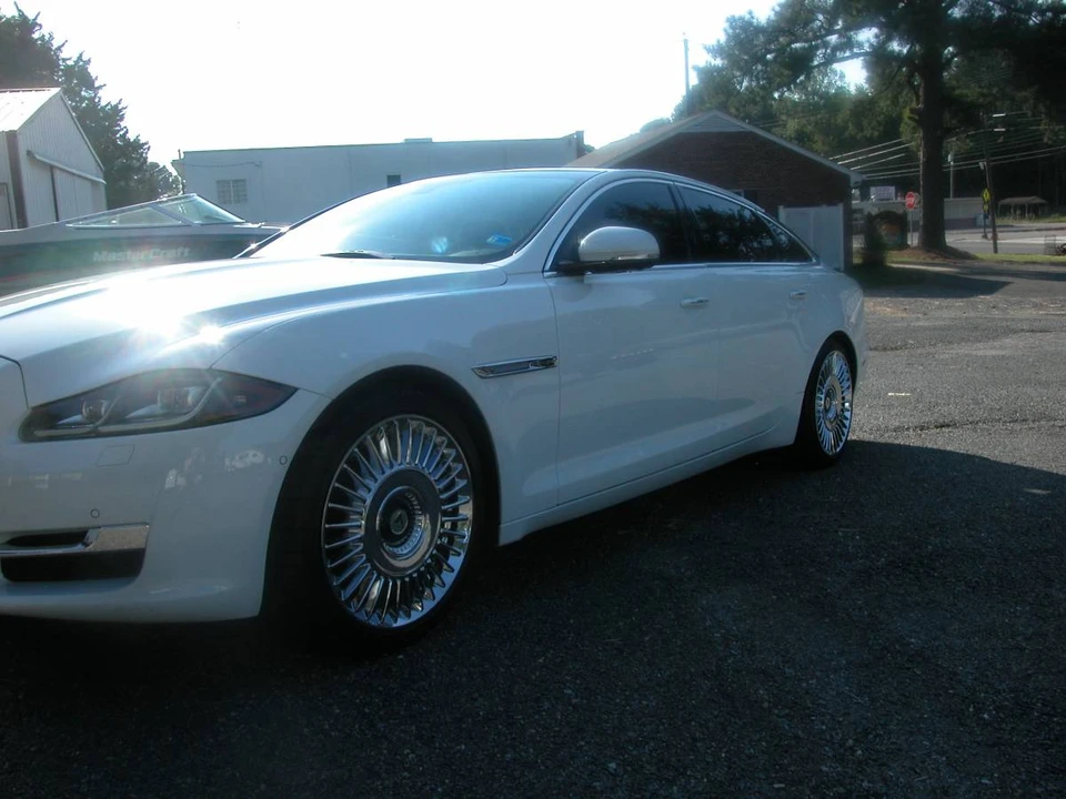 2016 Jaguar X351 XJ - Image 5 of 20