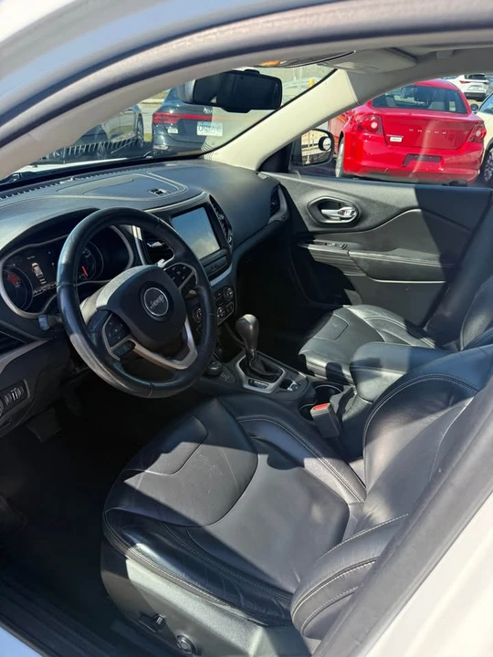 2016 Jeep KL Cherokee - Image 8 of 12