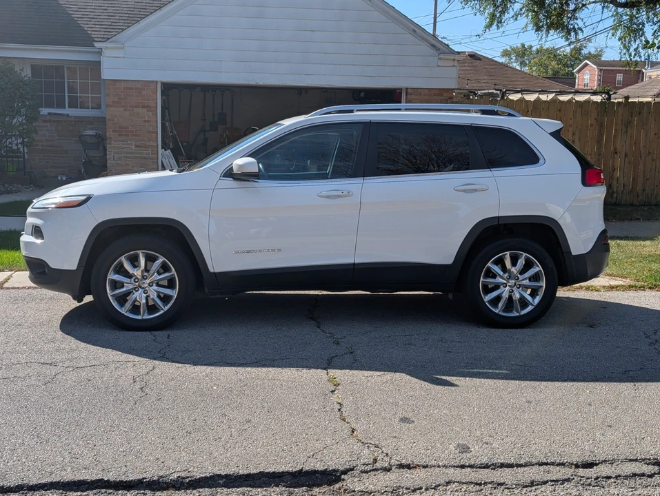 2016 Jeep KL Cherokee - Image 3 of 10